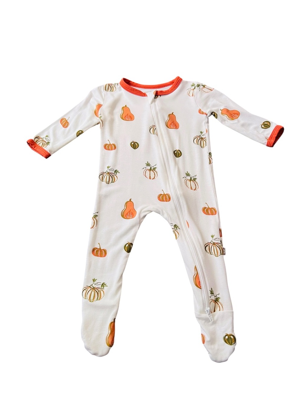 Kyte BABY White Pumpkin Print Footed One-Piece with Orange Trim Size 3-6 Months